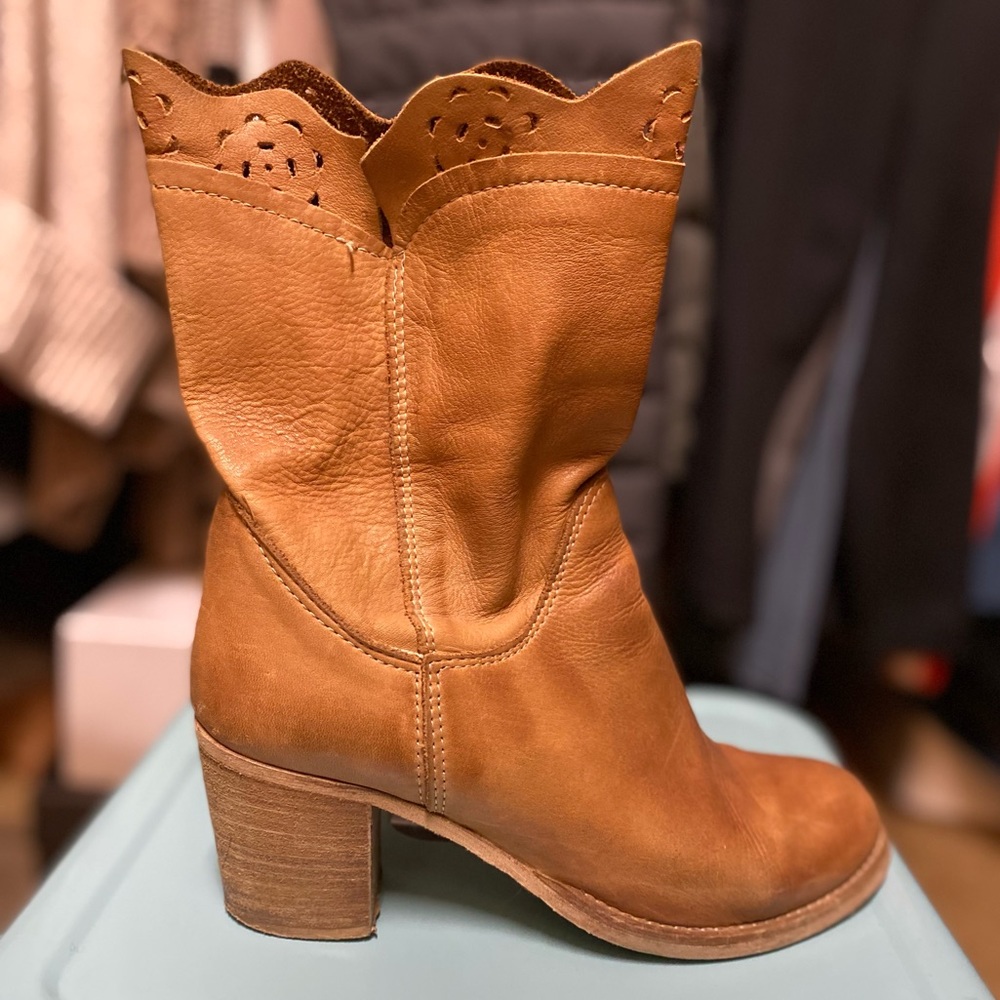 Anthropologie Leather Booties - excellent used condition